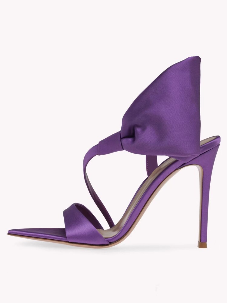 Schwarze und violette Sommer-D – Women Fashion Show Bewertung und Preis
