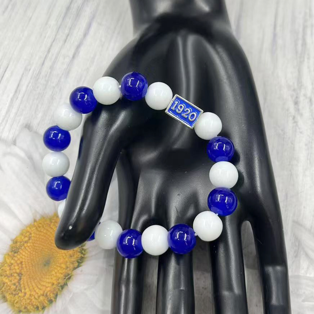 Blau-weißes Glasperlen-Armband – Women'S Fashion In 1920 Bewertung und Preis